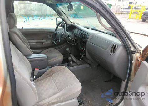 2004 Toyota Tacoma Xtracab from USA, damaged, VIN 5TEWN72N14Z388245